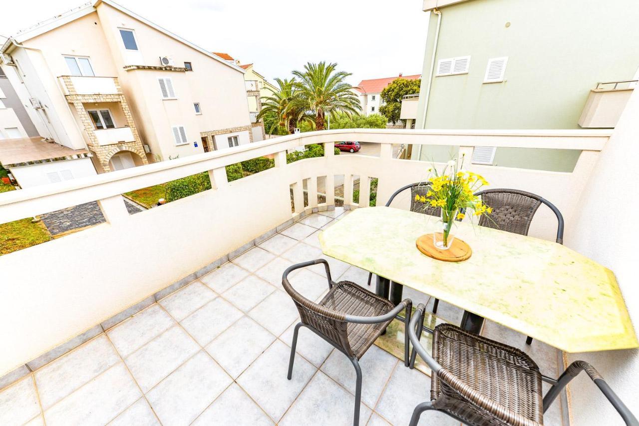Apartments Hope Novalja Bagian luar foto